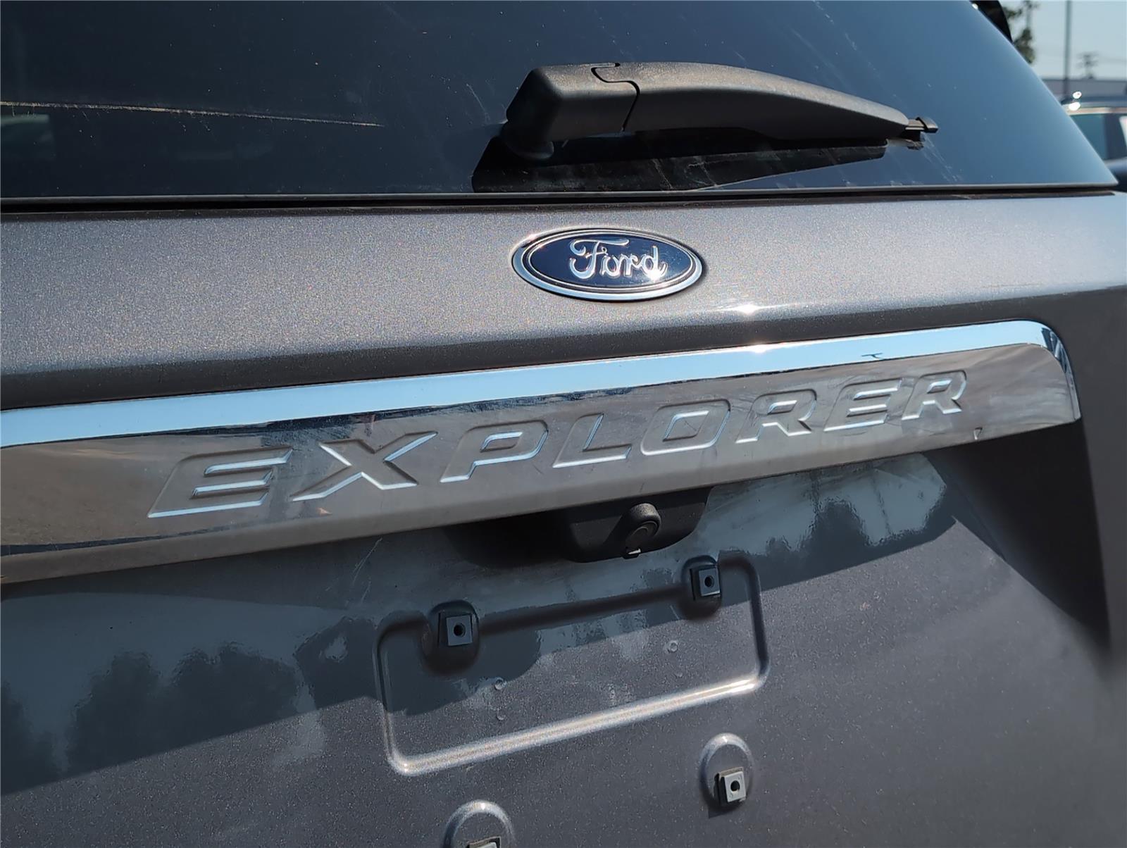 2022 Ford Explorer XLT photo 27