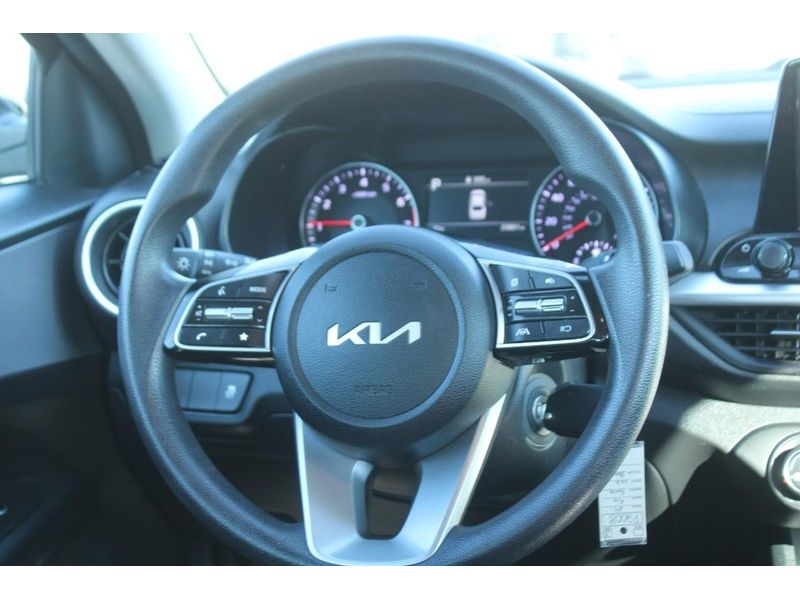 2024 Kia Forte LXS photo 13