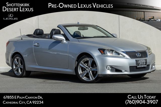 2013 Lexus IS Base's photo
