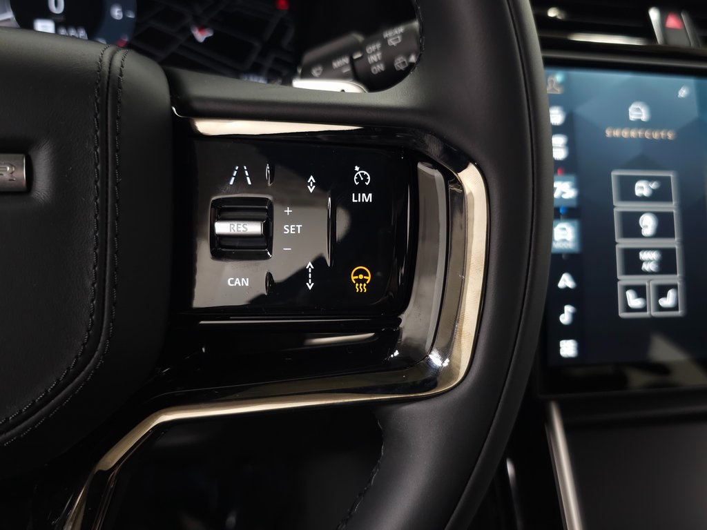 2026 LAND ROVER RANGE ROVER VELAR - Image 18