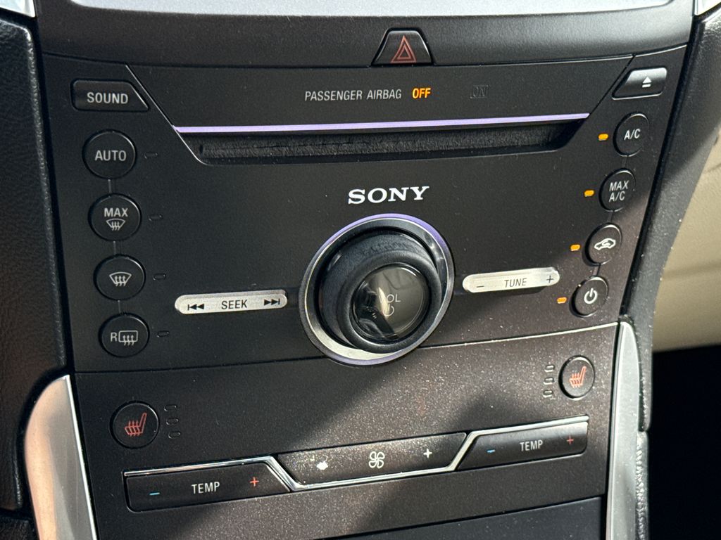 2016 Ford Edge Titanium photo 15