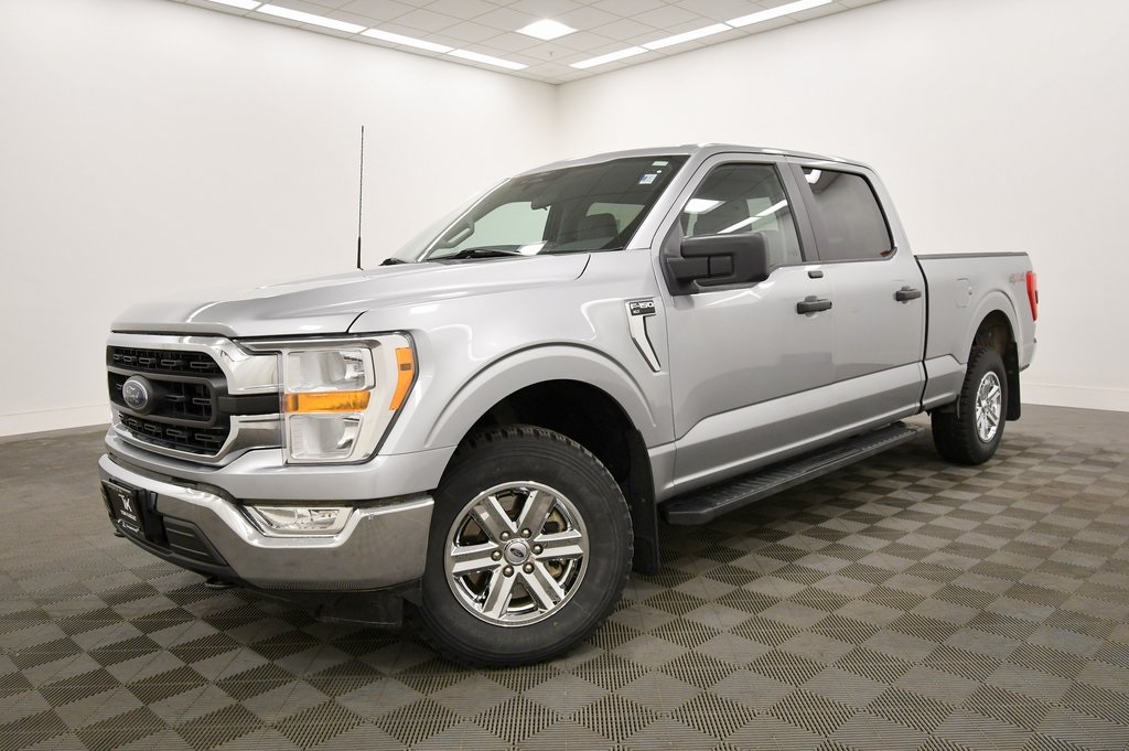 2022 Ford F-150 XLT photo 2