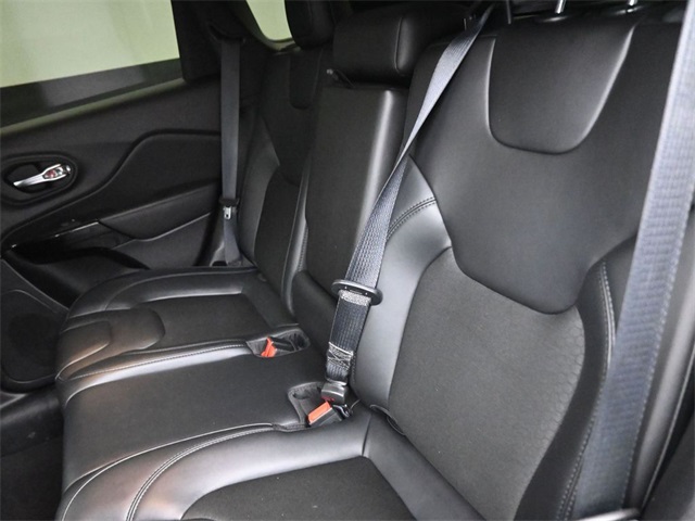 2021 Jeep Cherokee Altitude photo 3