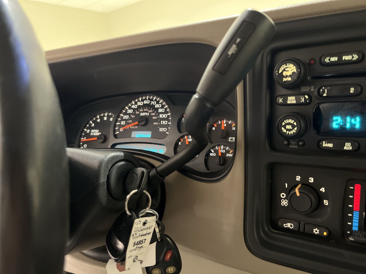 2003 Chevrolet Suburban Z71 photo 46