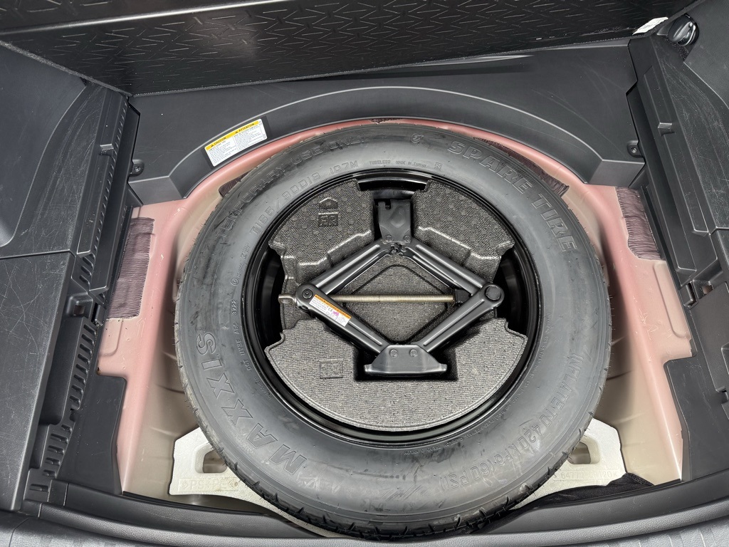 2023 Toyota RAV4 Adventure photo 30