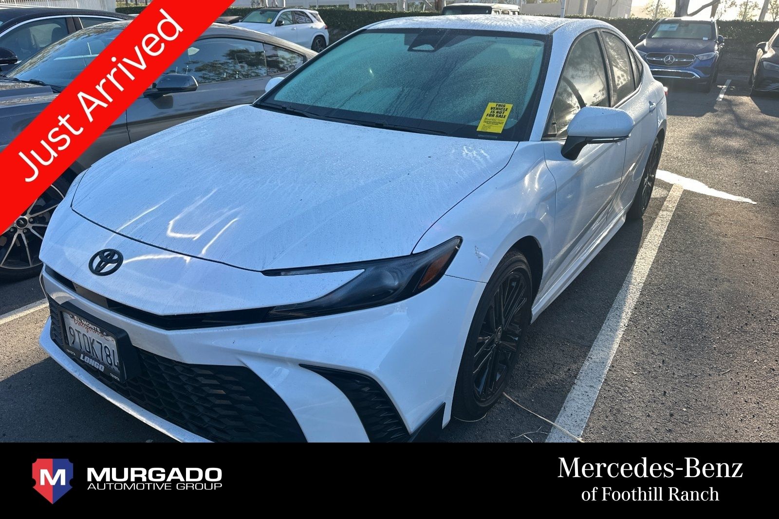 2025 Toyota Camry SE's photo