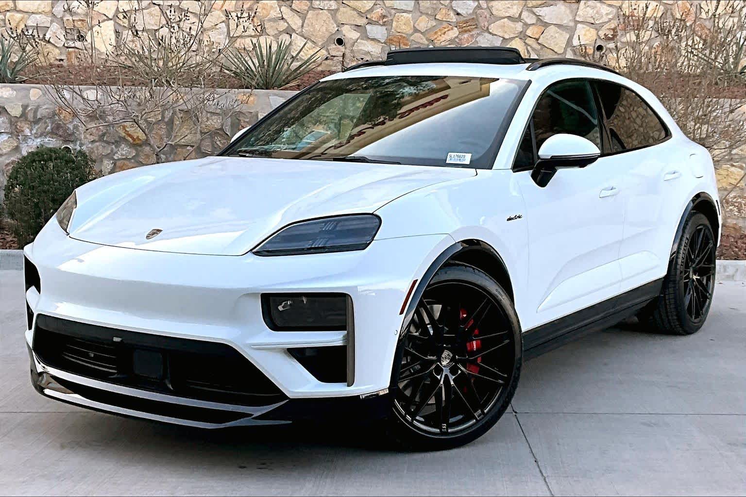 2025 Porsche Macan