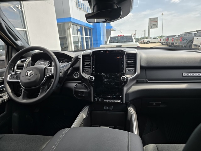 2026 Ram 2500 Big Horn photo 25