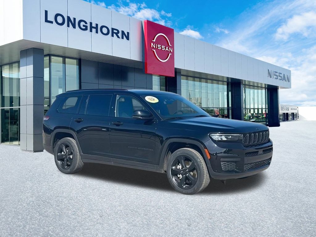 2023 Jeep Grand Cherokee L Altitude's photo
