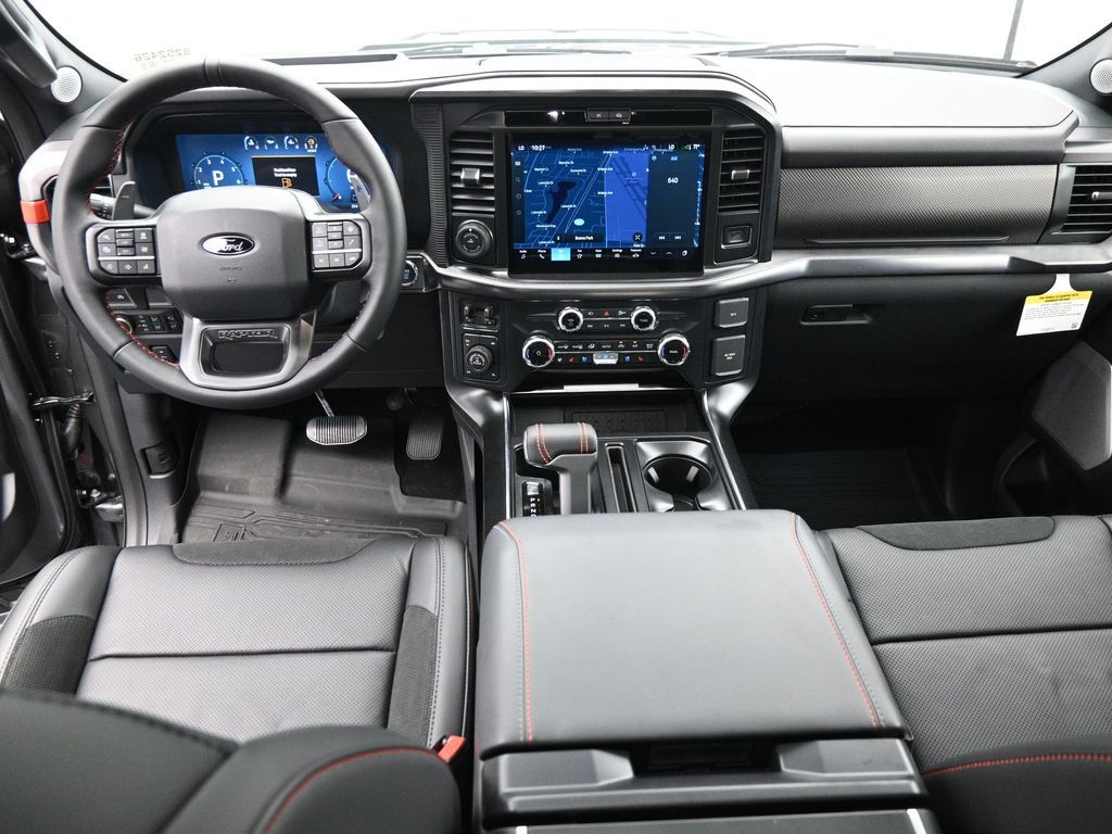 2025 Ford F-150 Raptor photo 19