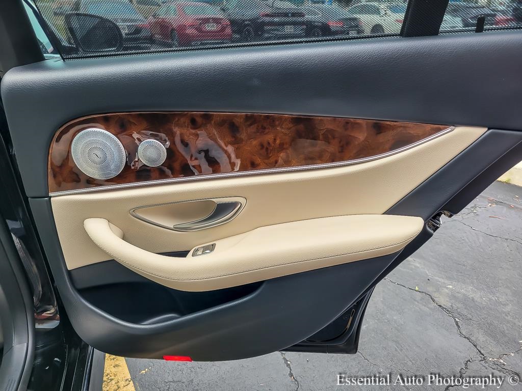 2020 Mercedes Benz E 450 4MATIC photo 21