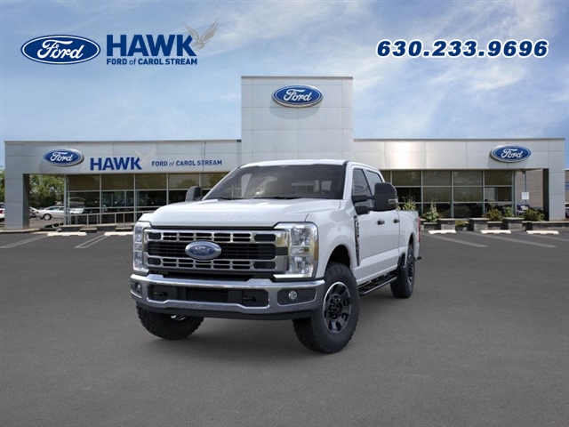 2025 Ford F-350 XLT photo 2