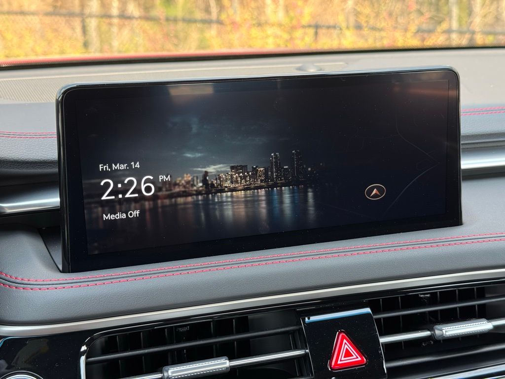 2025 Genesis G70 3.3T Sport Advanced photo 32