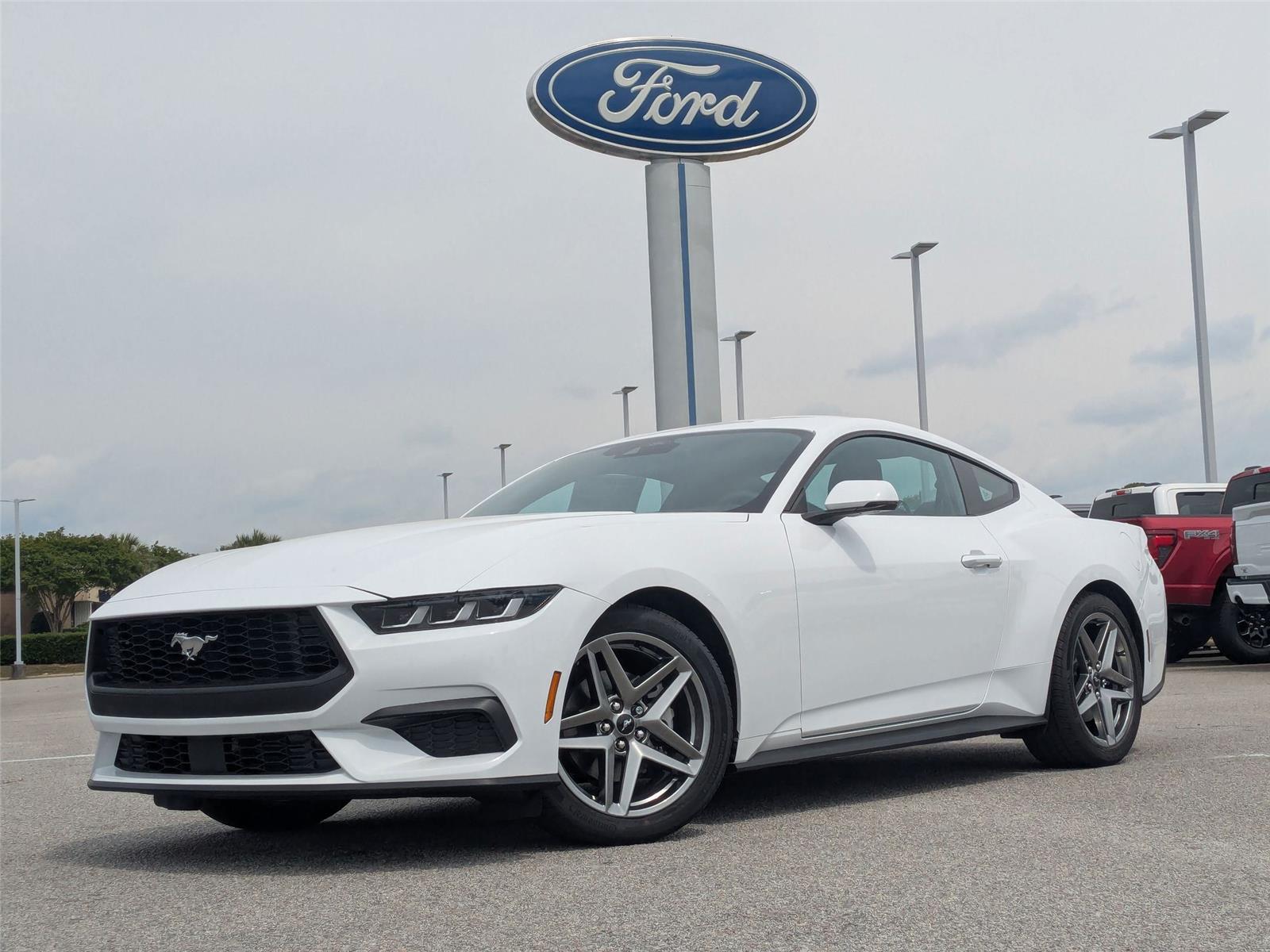 2025 Ford Mustang EcoBoost Premium's photo