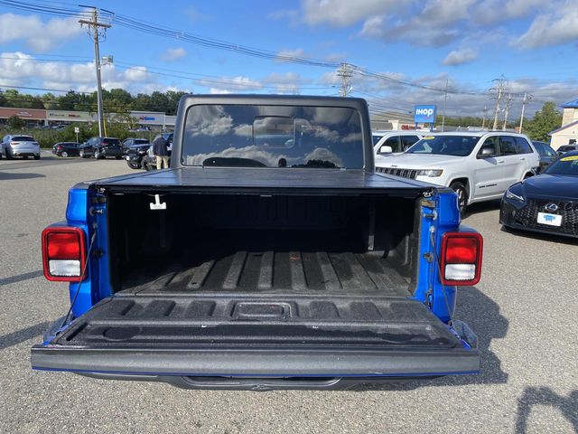 2022 Jeep Gladiator Willys photo 5