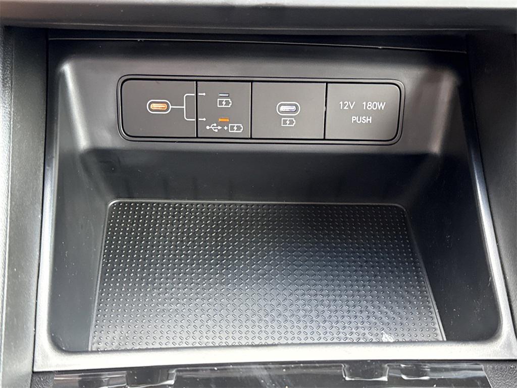 2026 Hyundai Tucson SE photo 25