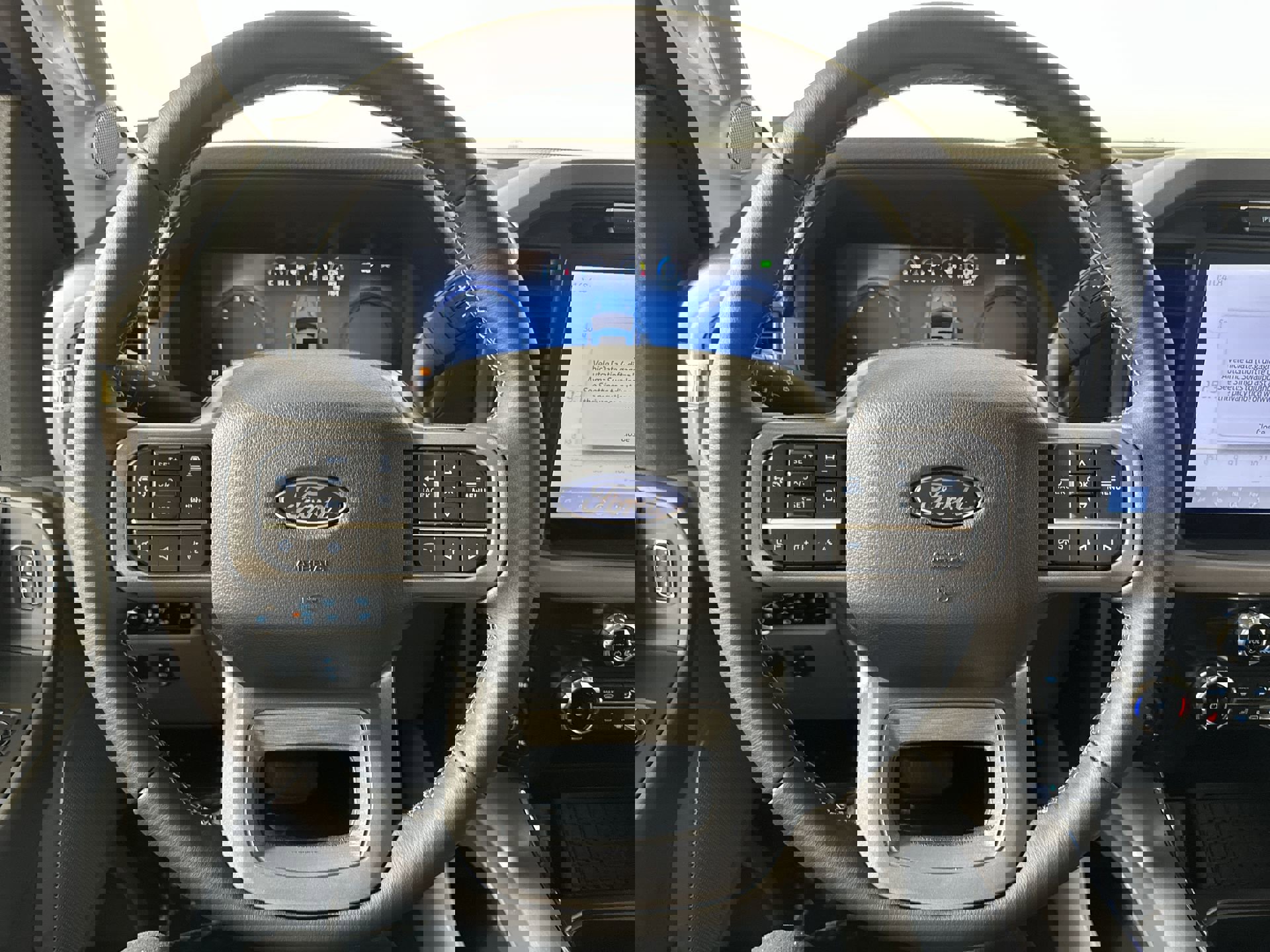 2025 Ford F-150 XLT photo 11