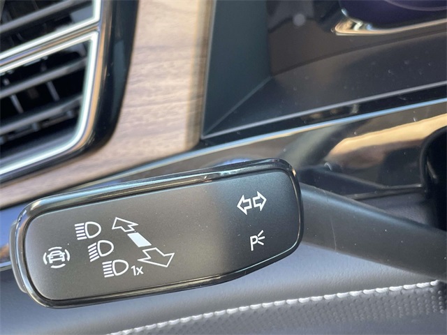 2026 Volkswagen Atlas SE Technology photo 30