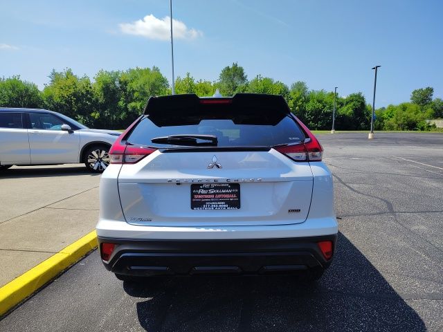 2025 Mitsubishi Eclipse Cross SEL photo 3