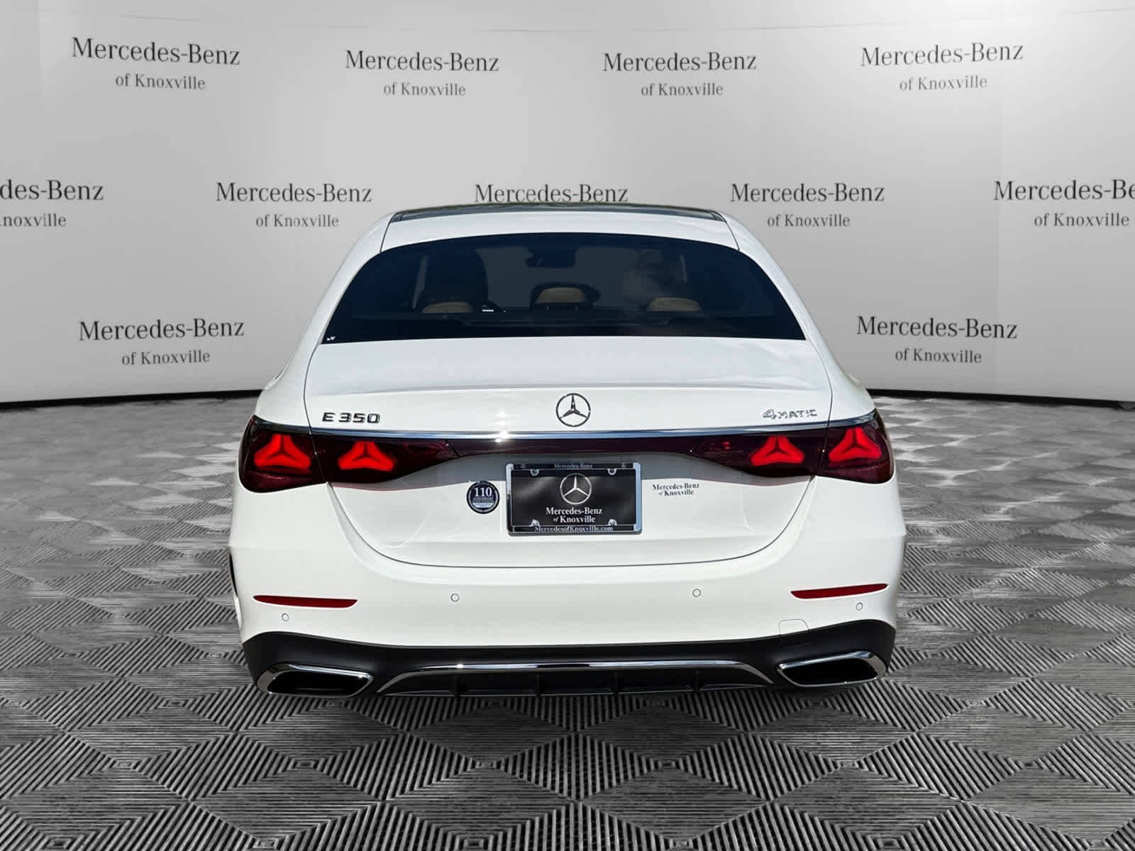 2025 Mercedes Benz E 350 photo 4