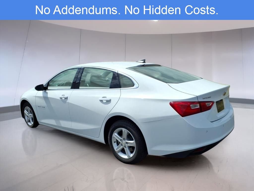 2023 Chevrolet Malibu LS photo 2