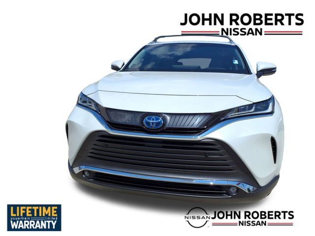 2024 Toyota Venza XLE photo 9