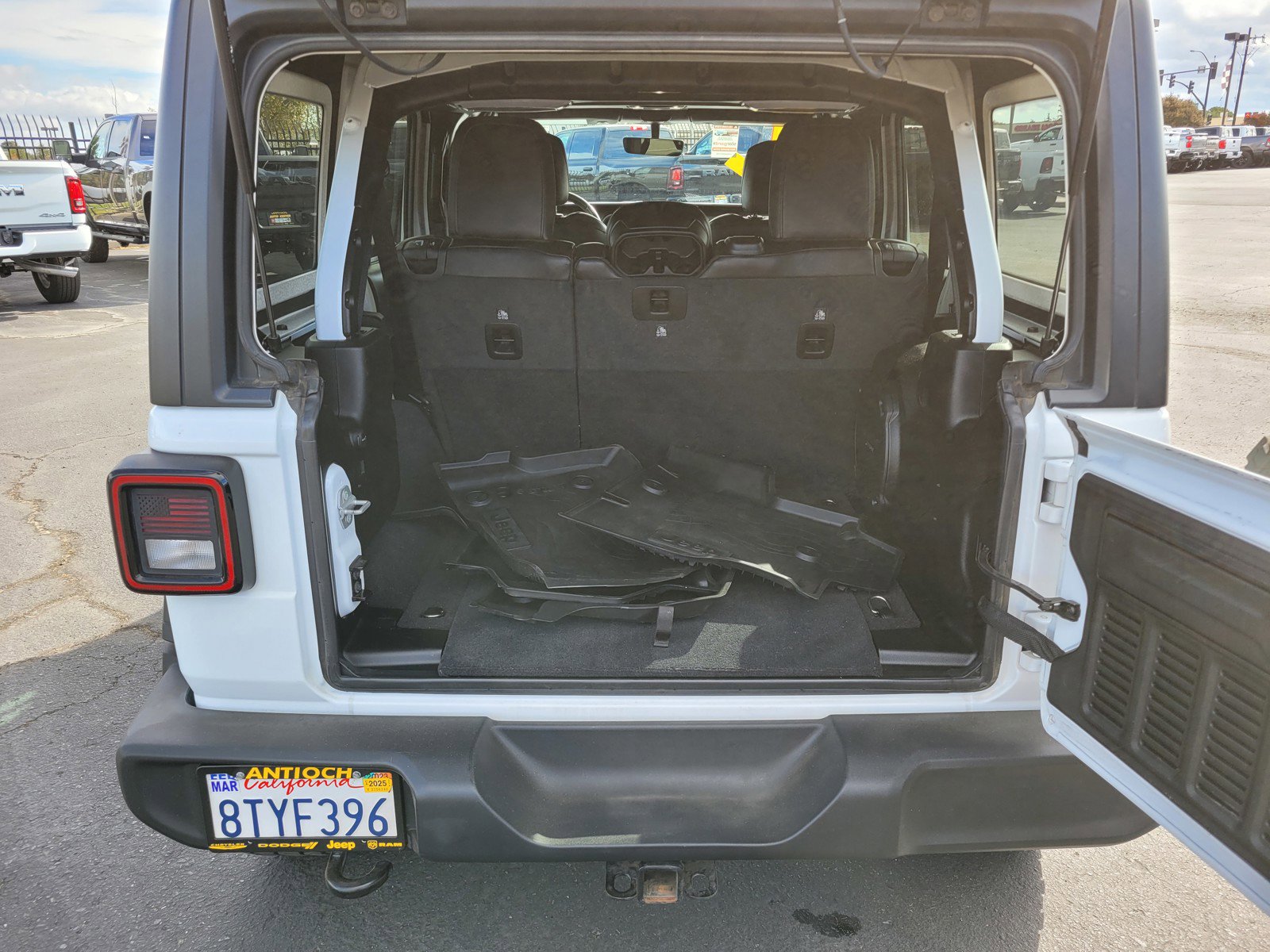 2021 Jeep Wrangler Unlimited Freedom photo 10