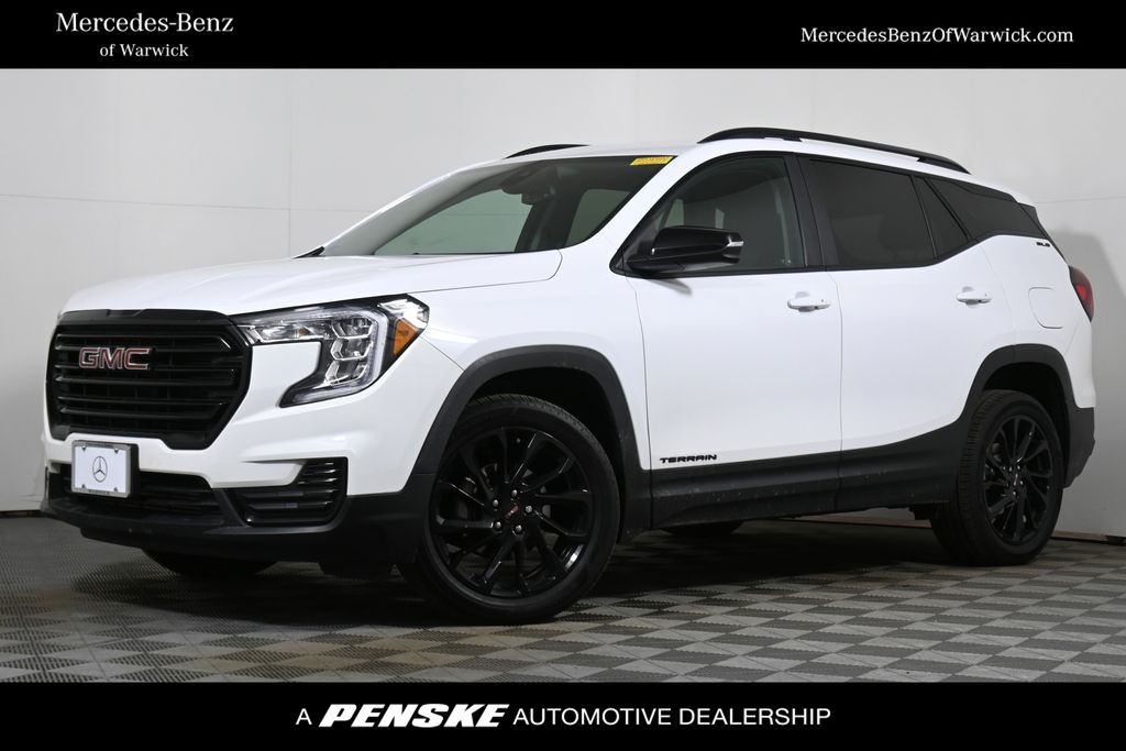 2023 GMC Terrain SLE's photo
