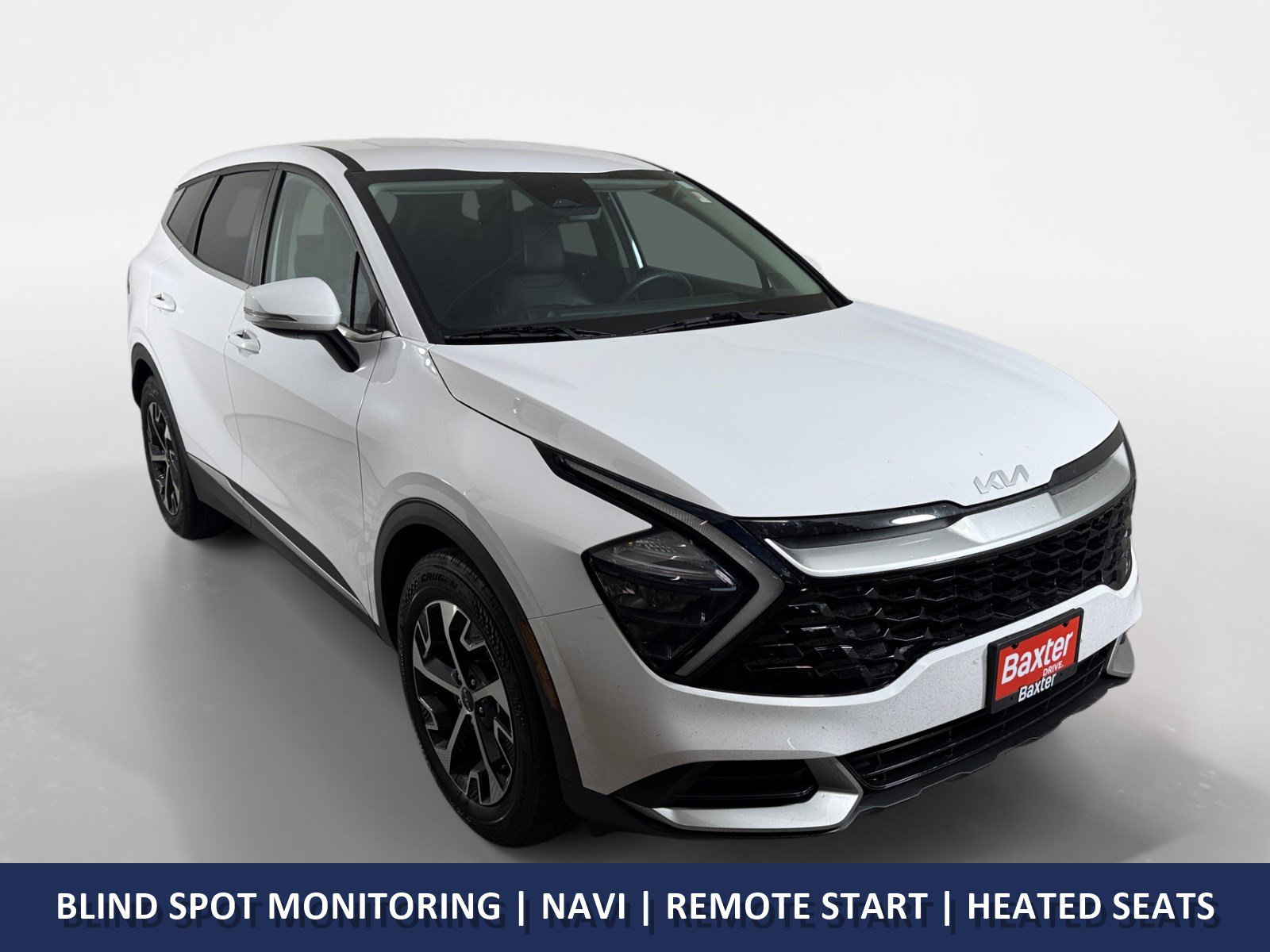 2023 Kia Sportage EX's photo