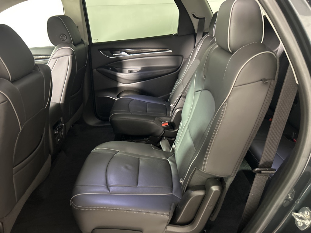 2021 Buick Enclave Avenir photo 17