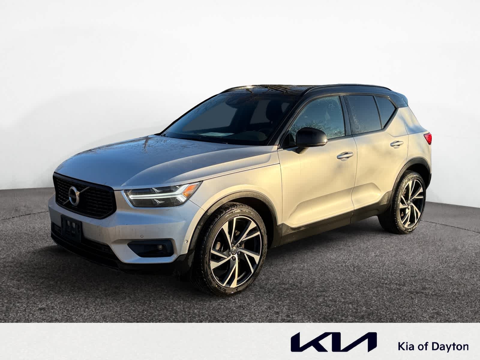 2019 Volvo XC40 R-Design's photo