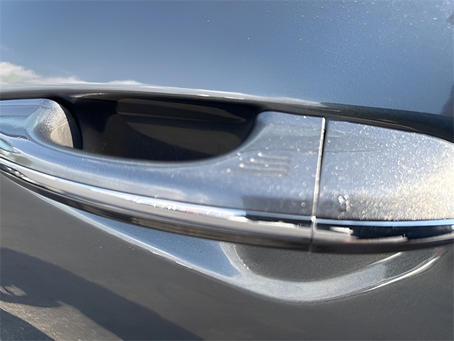 2020 Ford Fusion Hybrid Titanium photo 21