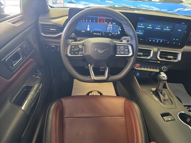 2025 Ford Mustang GT Premium photo 3