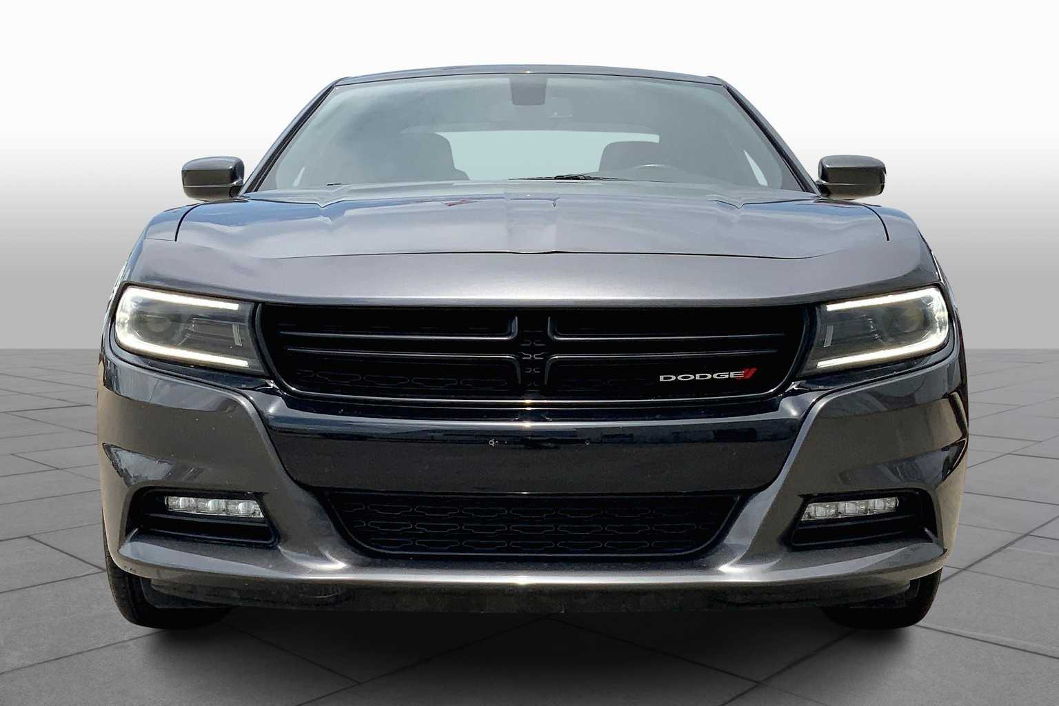2022 Dodge Charger SXT photo 3