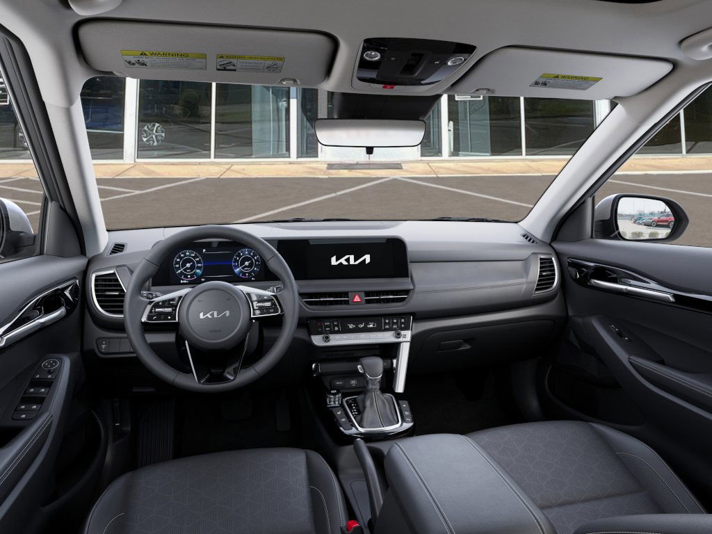 2025 Kia Seltos EX photo 8