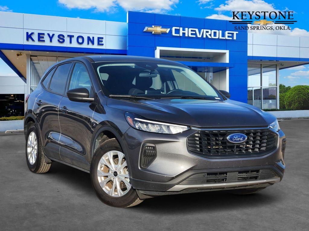 2025 Ford Escape Active's photo