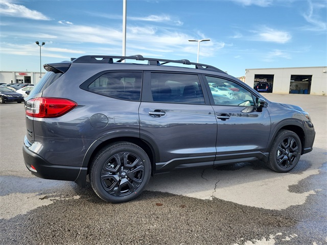2025 Subaru Ascent Onyx Edition photo 2
