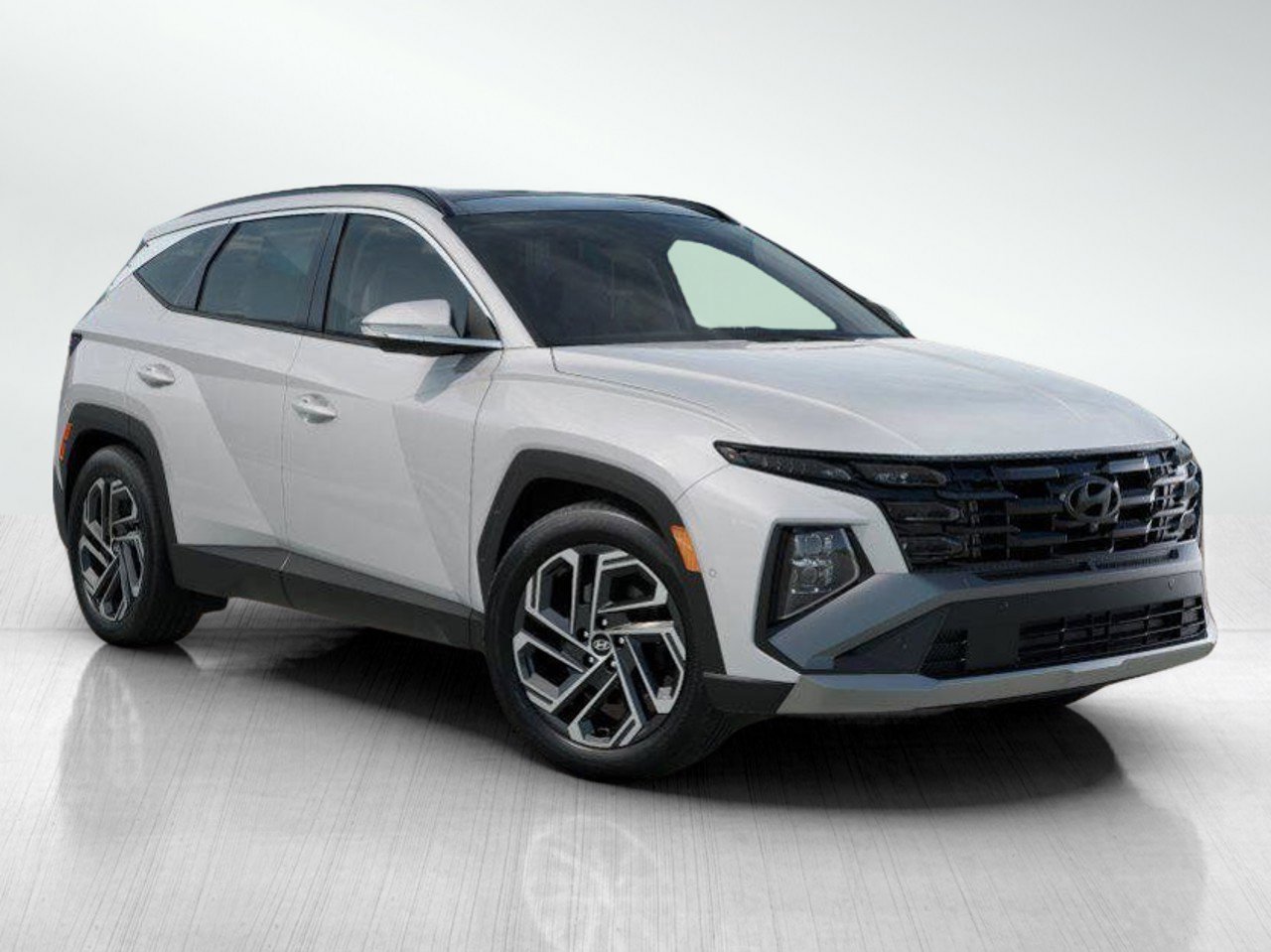 2026 Hyundai Tucson Hybrid Limited photo 2