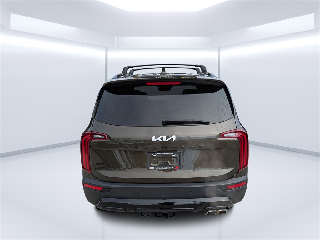 2022 Kia Telluride SX photo 3