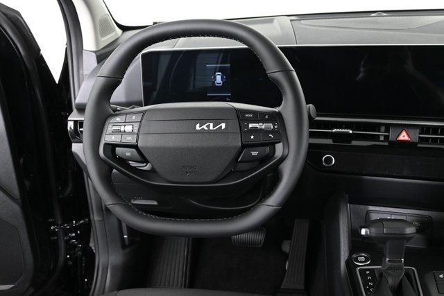 2026 Kia Sportage LX photo 3
