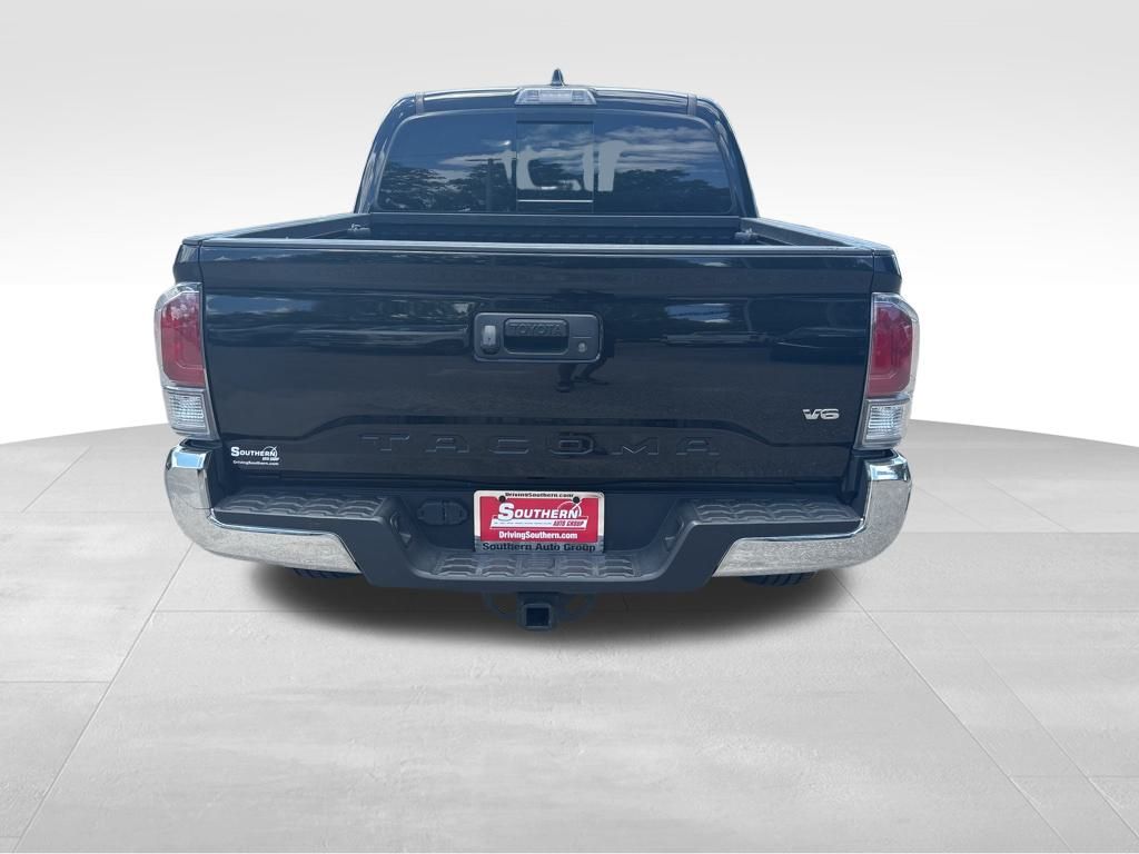 2022 Toyota Tacoma TRD Off-Road photo 4