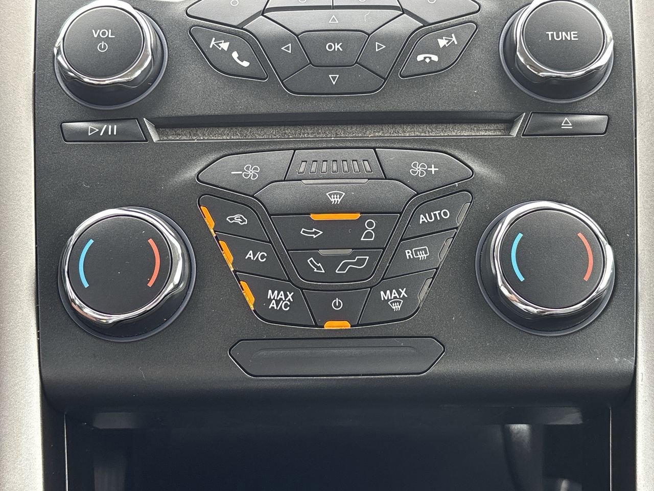 2018 Ford Fusion Hybrid S photo 15