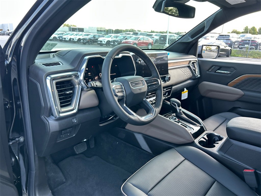 2026 Gmc Canyon Denali photo 17