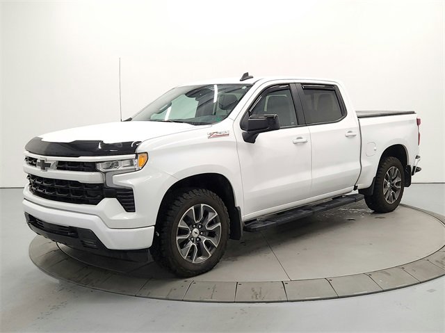 2024 Chevrolet Silverado 1500 RST photo 3