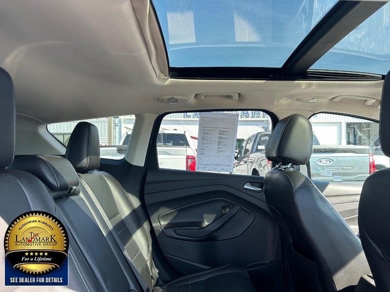 2014 Ford Escape Titanium photo 15