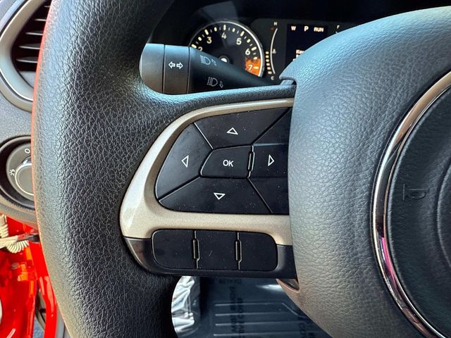 2016 Jeep Renegade Sport photo 32