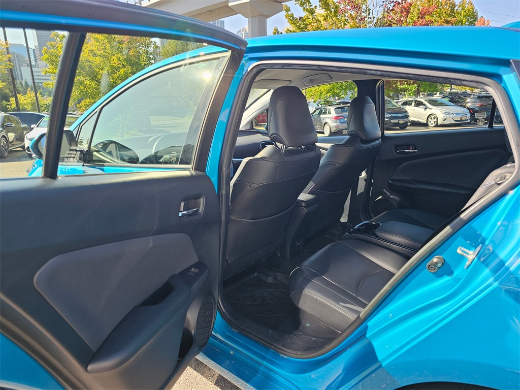 2019 Toyota Prius Prime Plus Premium Advanced photo 17