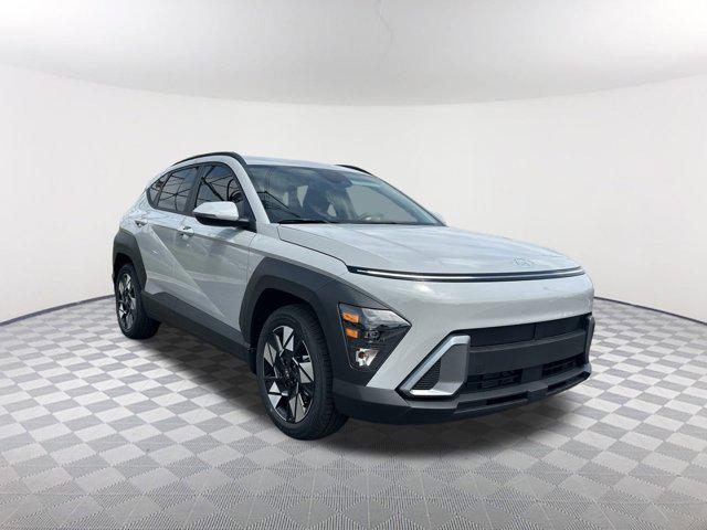 2025 Hyundai Kona SEL photo 3