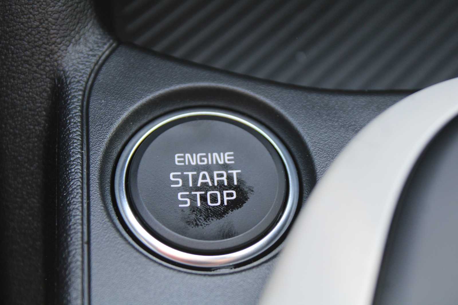 2025 Kia K4 GT-Line photo 28