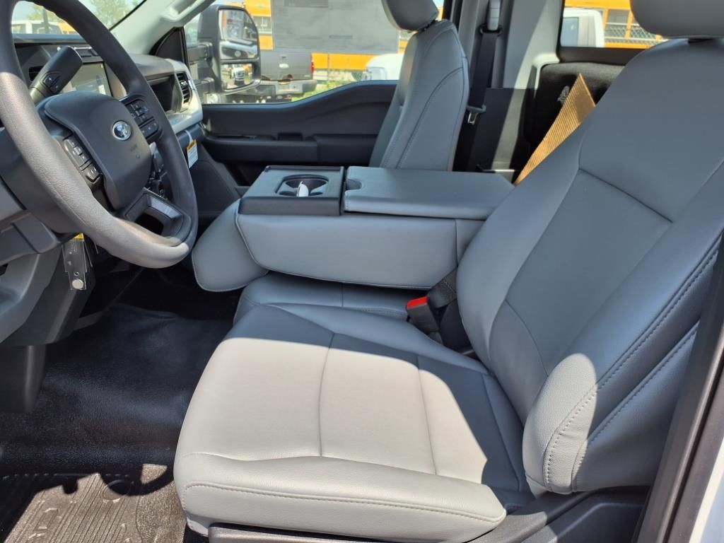 2024 Ford F-450 XL photo 9